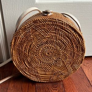 NWOT Koret Rattan Circle bag